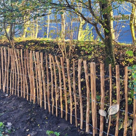 Hazelaar hekwerk als natuurlijke tuinafscheiding